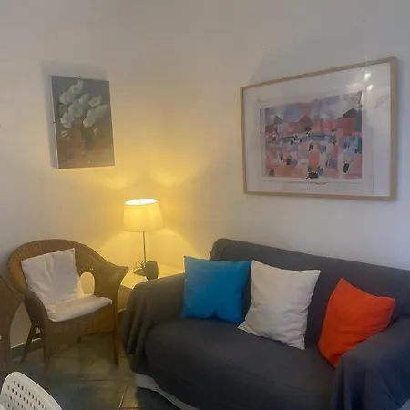 Apartamento 1 *